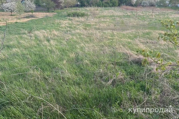 Фото Участок у реки
