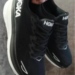 фото Кроссовки Hoka новые чёрные