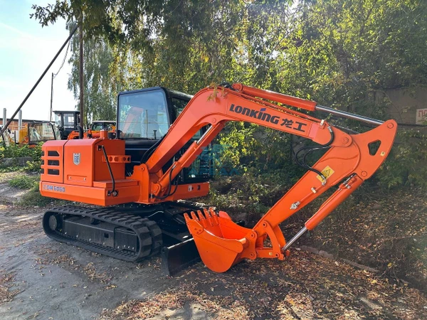 Фото Экскаватор Lonking CDM6060 / 5.85 т / 0.25 м³ / Weichai / новый 2025 / в наличии
