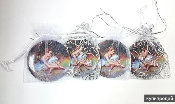 Фото Зеркальце женское