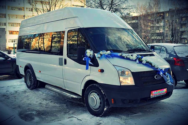 Фото Автобус Форд транзит