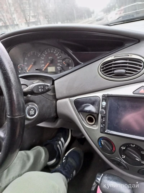 Фото Ford Focus 1 универсал 2002 года