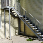 Изготовим лестницы, козырьки, решетки, контейнеры, урны