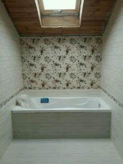 Фото Плиточник