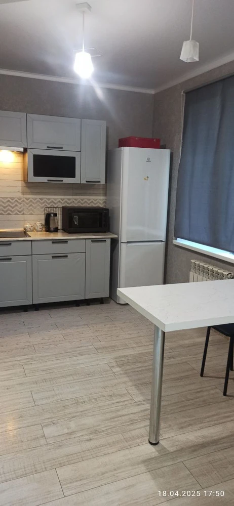 Фото Продаю 2 комн. квартиру в Лазаревском