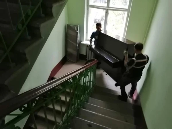 Фото Услуги Грузчики Переезды Москва недорого