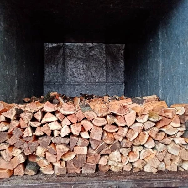 Фото Продаю дрова колотые и чурбаками 