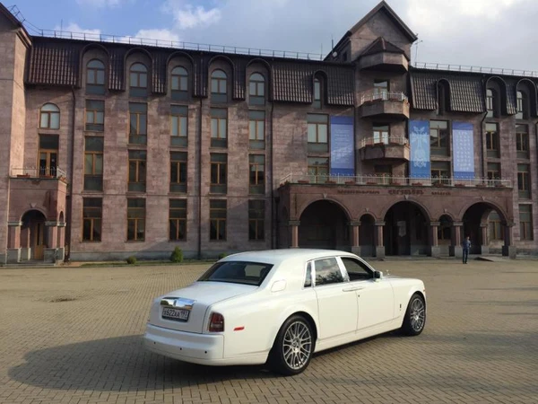 Фото Rolls Rоусе Phantom на прокат 
