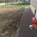 Фото №7 Укладка брусчатки и бордюра 
