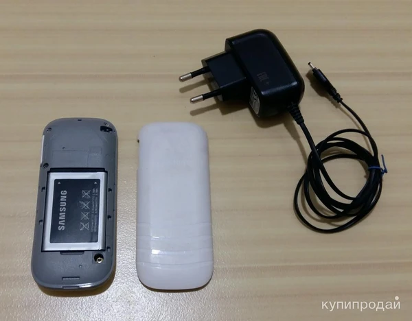кнопочный телефон Samsung gt e1200m