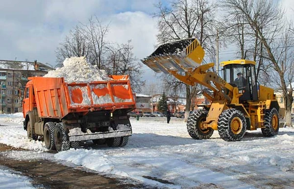 Фото Уборка и вывоз снега