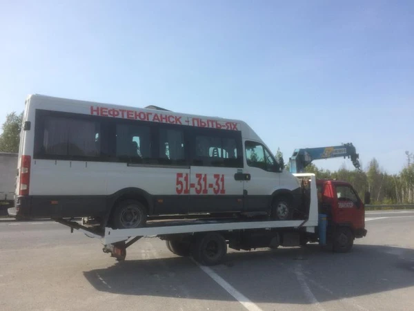 Фото Эвакуатор Манипуляторы  автовышка