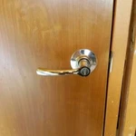 Фото №5 Двери входные с новостроек разных размеров и откры