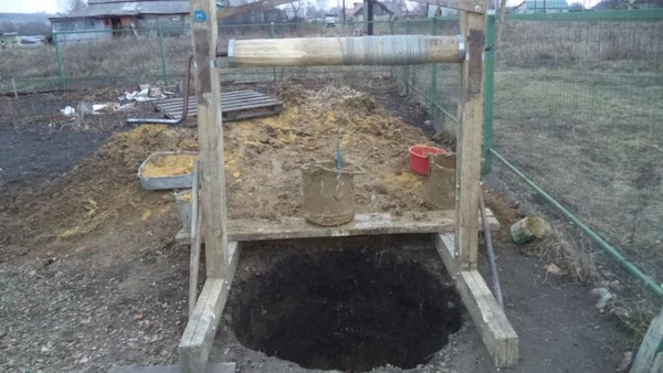 Фото КОПКА КОЛОДЦЕВ КРУГЛЫ ГОД ПОД КЛЮЧ 