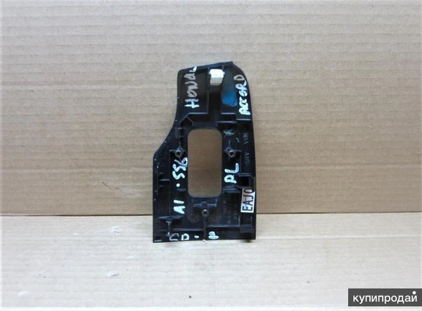 Фото Накладка кнопки стеклоподъемника задняя (левая)- Honda Accord ) CL7, RL