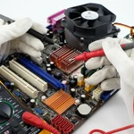 Компьютерные услуги по ремонту установке и настройки
