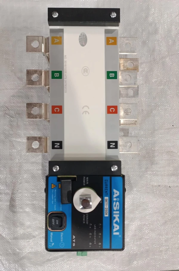 Фото Реверсивный рубильник (Блок ATS) SKT1 250А