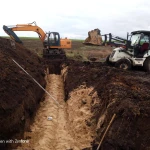 Фото №2 Рытьё траншей под водопровод и канализацию