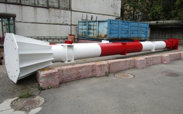 Фото ОПОРЫ ДЛЯ ОСВЕЩЕНИЯ, НАРУЖНОГО НАБЛЮДЕНИЯ, ВИДЕОКАМЕР