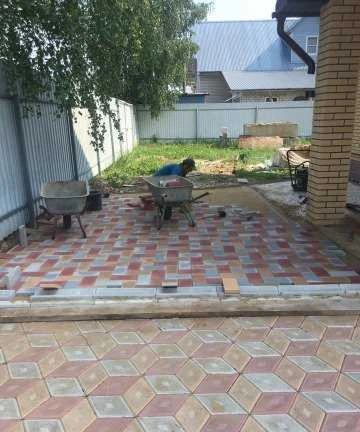 Фото Укладка тротуарной плитки, брусчатки, бордюров