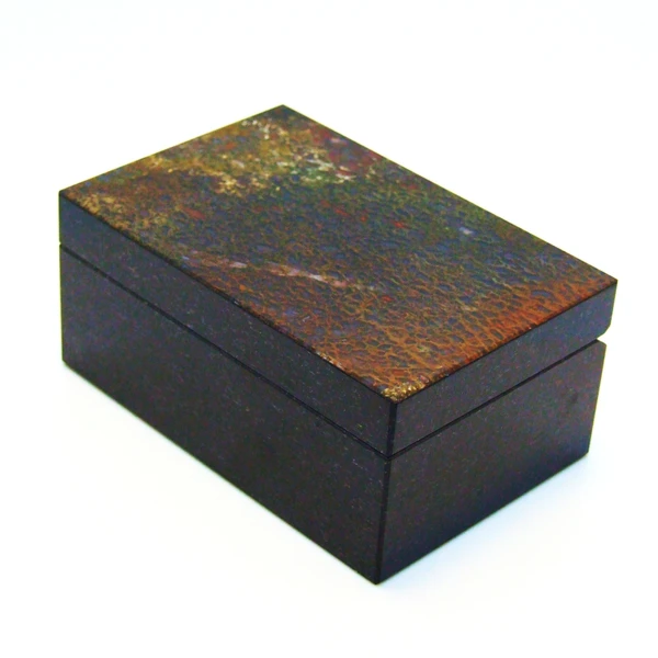 Фото Динозавр - Коллекционная Шкатулка из окаменевшей кости  - камня Динобон.