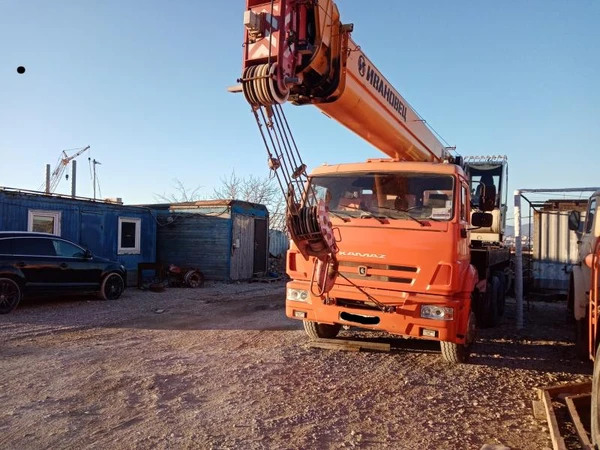 Фото Услуги автокрана г/п 25 т. стрела 31 м.