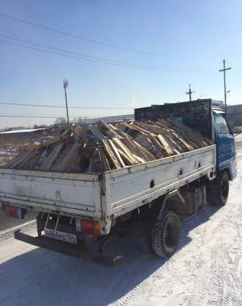 Фото Дрова березовые. Доставка по городу и пригороду. 258 81 65