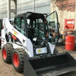 Аренда минипогрузчика Bobcat ковш,вилы, щетка