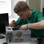 Компьютерная помощь ремонт ноутбуков