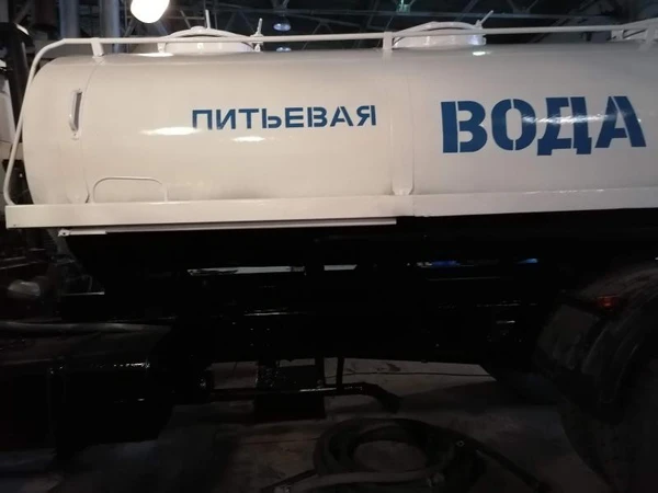 Фото , Водовозки