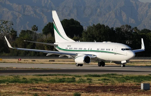 Фото Cамолёт Boeing Business Jet 2