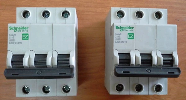 Фото Автомат 16 ампер Schneider Electric easy9 C16 3P