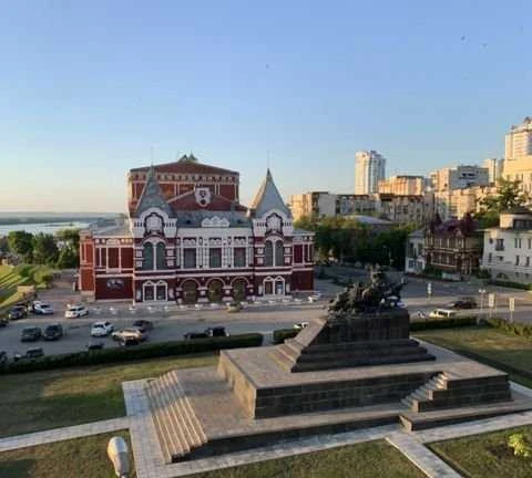 Фото Уборка ежедневника,химчистка мебели,После строя