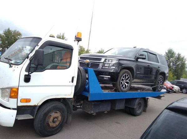 Фото Услуги эвакуатора Васильево. Эвакуатор в Васильево