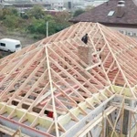 Строительство крыши, фундаменты, срубы