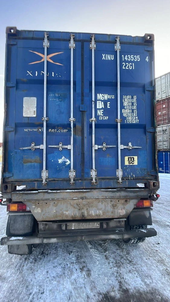 Фото 20-футовые морские контейнеры б/у