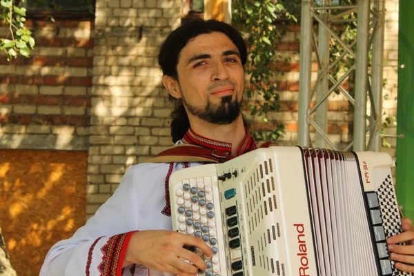 Фото БАЯНИСТ НА ВАШ ПРАЗДНИК