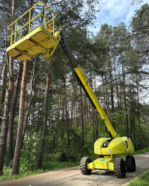 Фото Телескопический подъемник 15 метров haulotte H16TR