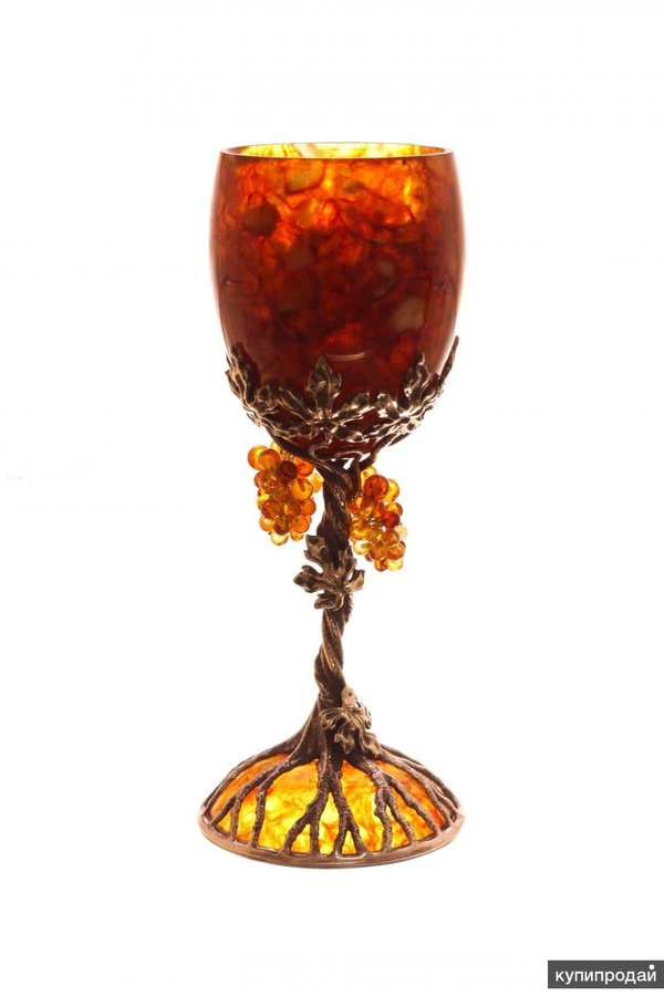 Фото Бокал "Виноград" из натурального балтийского янтаря