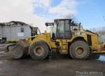 фото Фронтальный погрузчик Caterpillar 950H