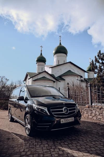 Фото Авто с водителем  Мерседес V-class New минивэн 
