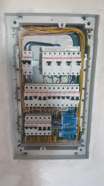 Фото Электромонтажные работы