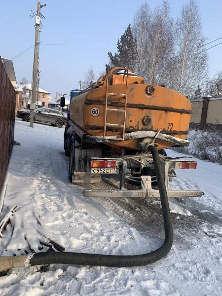 Фото Услуги ассенизатора, откачка ям 