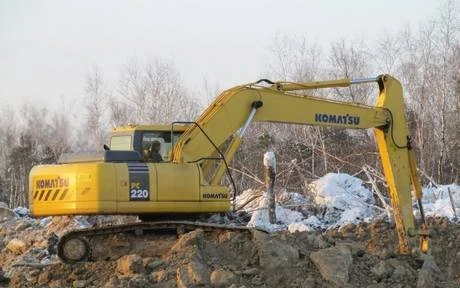 Фото Услуги гусеничного экскватора