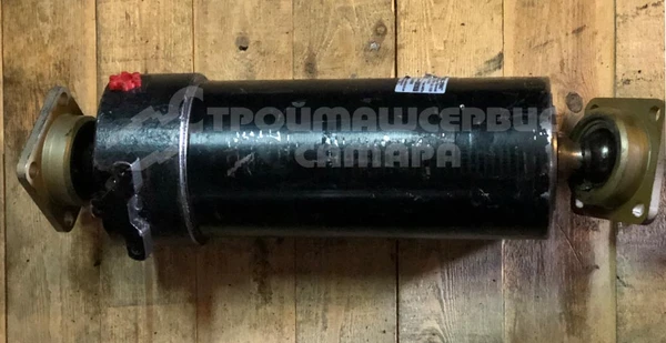 Фото Гидроцилиндр ЗИЛ 4х 4 штока