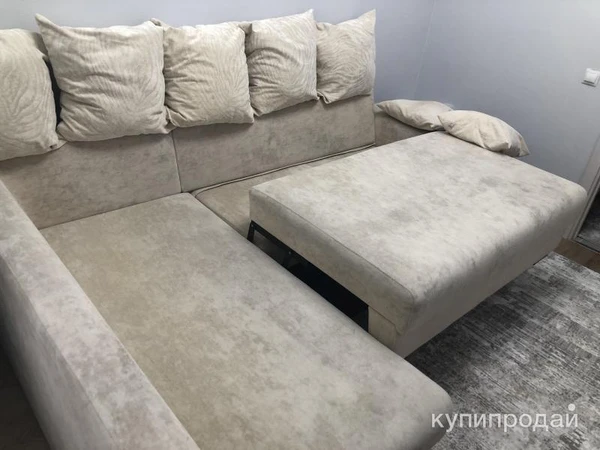 Фото Угловой диван фабрики Geniusperk