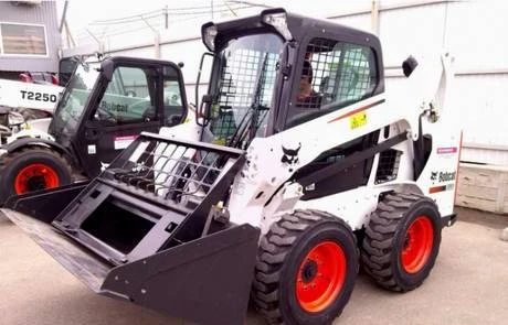 Фото Мини погрузчик Bobcat S530 c ковшом основным