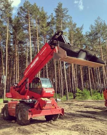 Фото Телескопический погрузчик Manitou / New Holland/ JCB