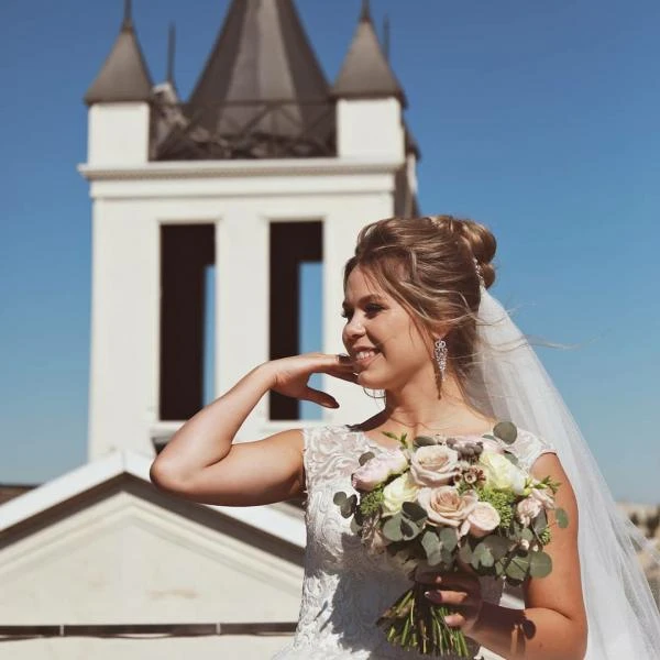 Фото Фотограф на свадьбу, венчание, выписку из роддома, юбилей