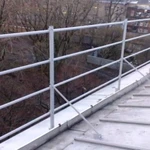 Фото №2 Кровельное ограждение по ГОСТ и СНиП